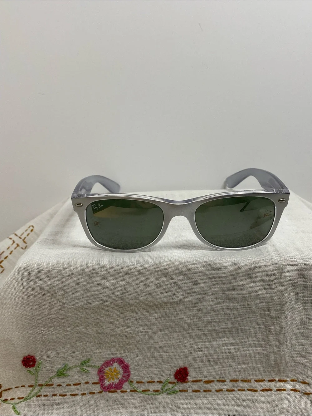 Ray-Ban New Wayfarer Sunglasses 6144/40 Silver Gray Made In Italy